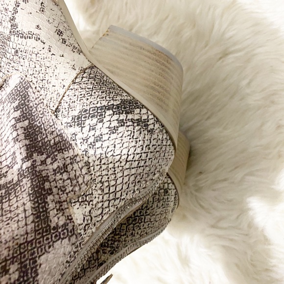 Dolce vita shanta western sock python boots - Picture 8 of 9